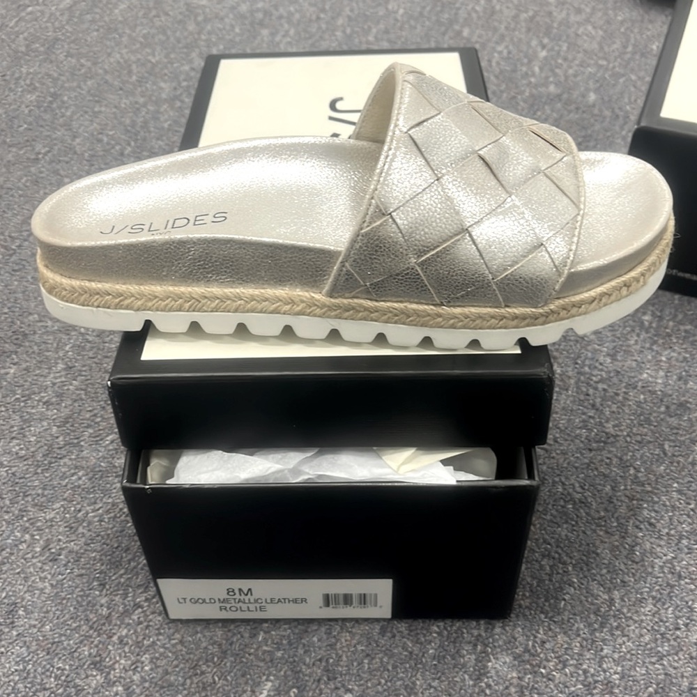 J Slides Rollie Lt Gold metallic leather new in box size 8